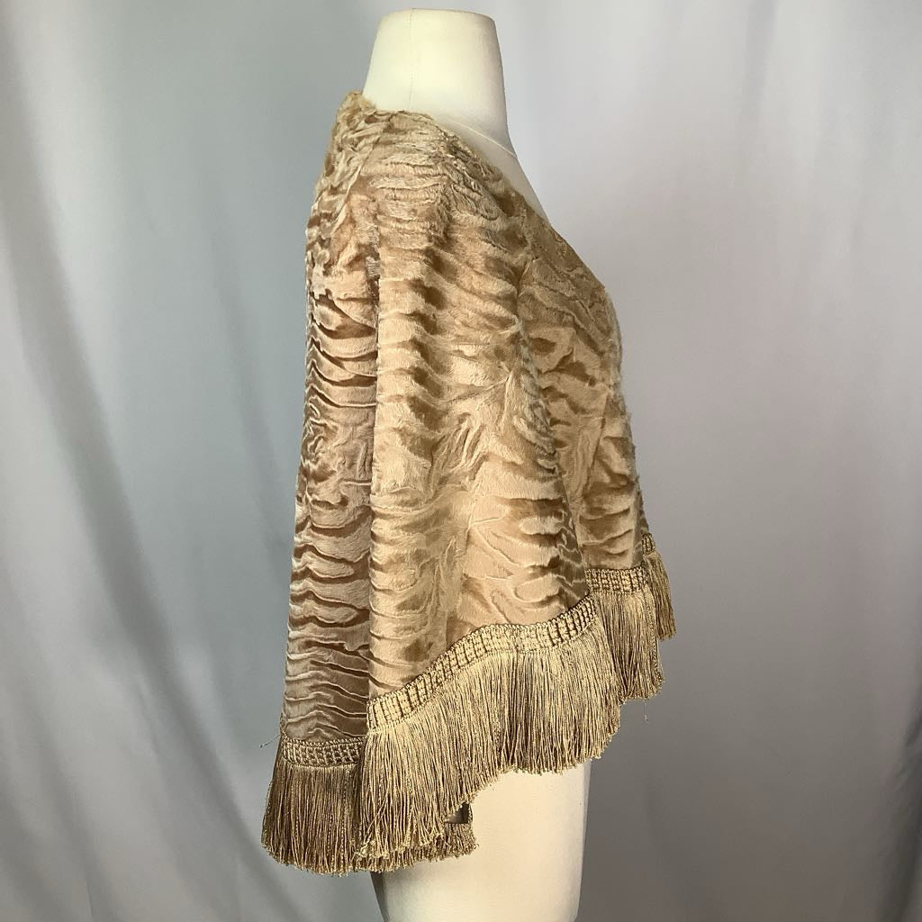 Beige textured jacket with fringe on a mannequin against a plain background