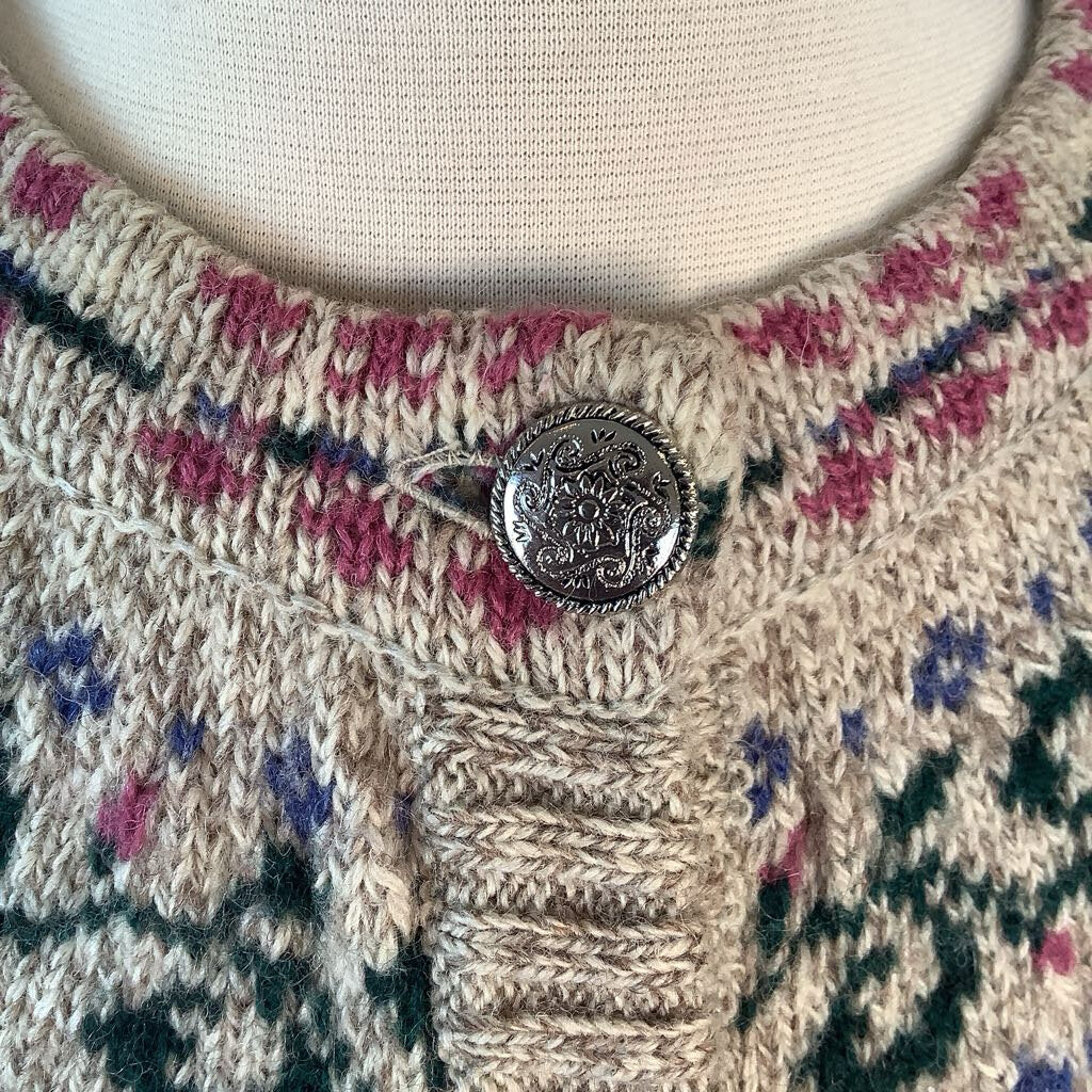 1990s Eddie Bauer Cream Floral cardigan