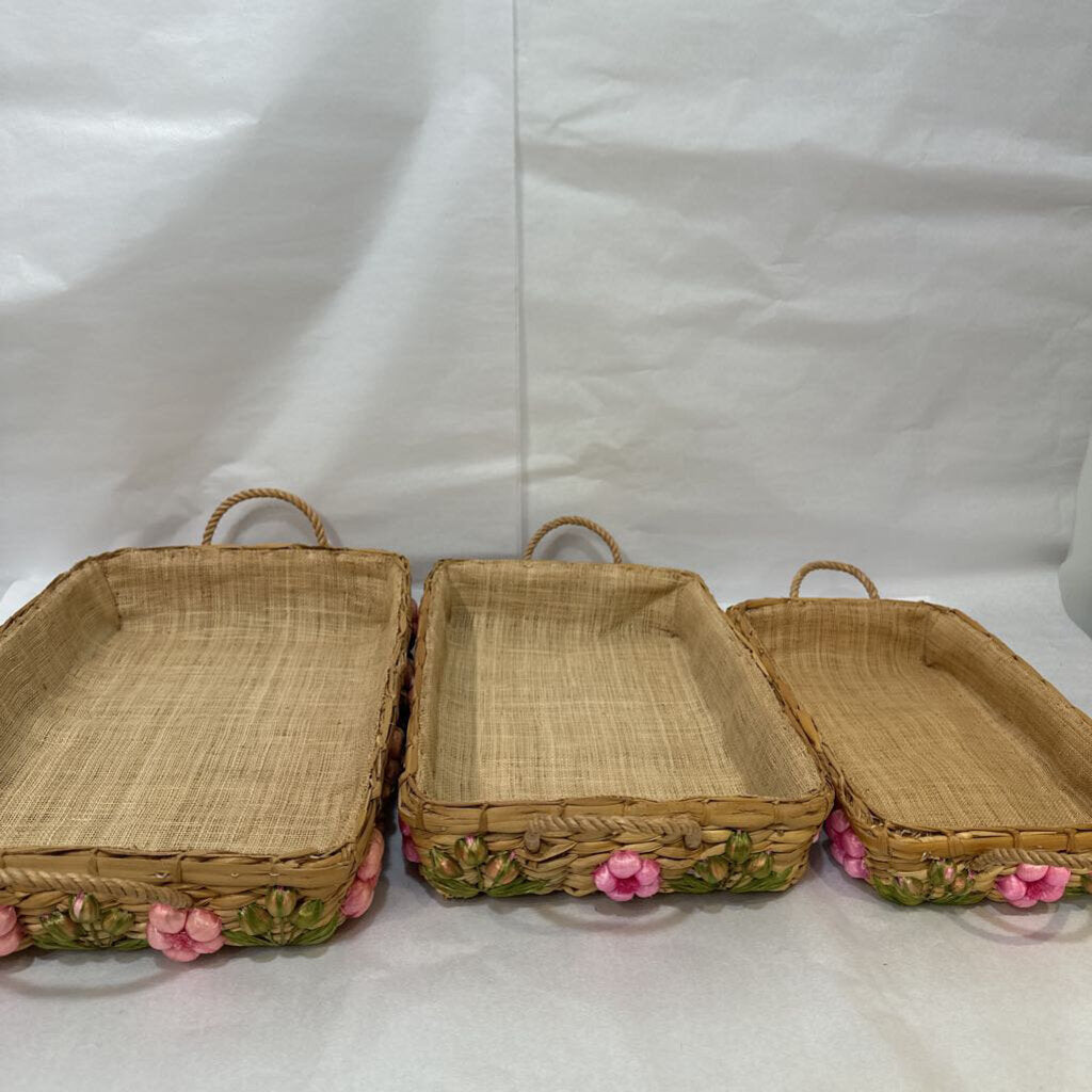 Vintage Nesting Daisy Straw Casserole Dish Carriers