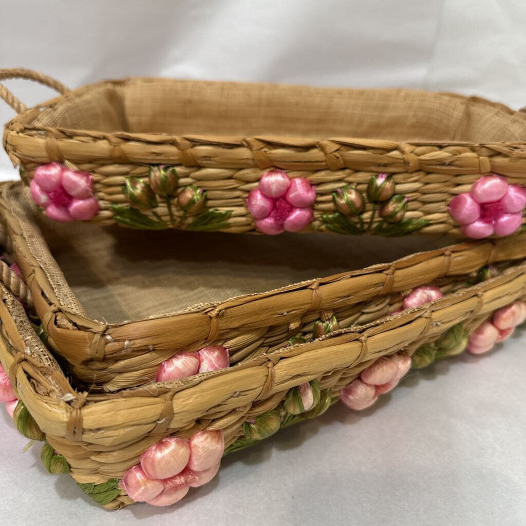 Vintage Nesting Daisy Straw Casserole Dish Carriers
