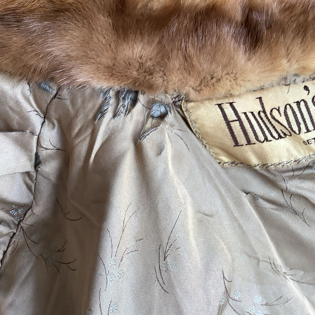 Vintage 1960s Hudson's Detroit Mink Fur Shawl Stole