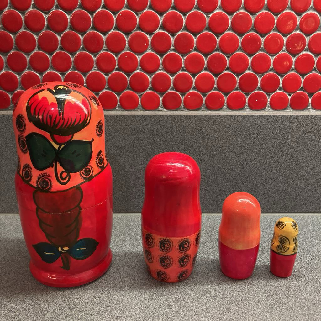 Vintage Matryoshka Nesting Dolls