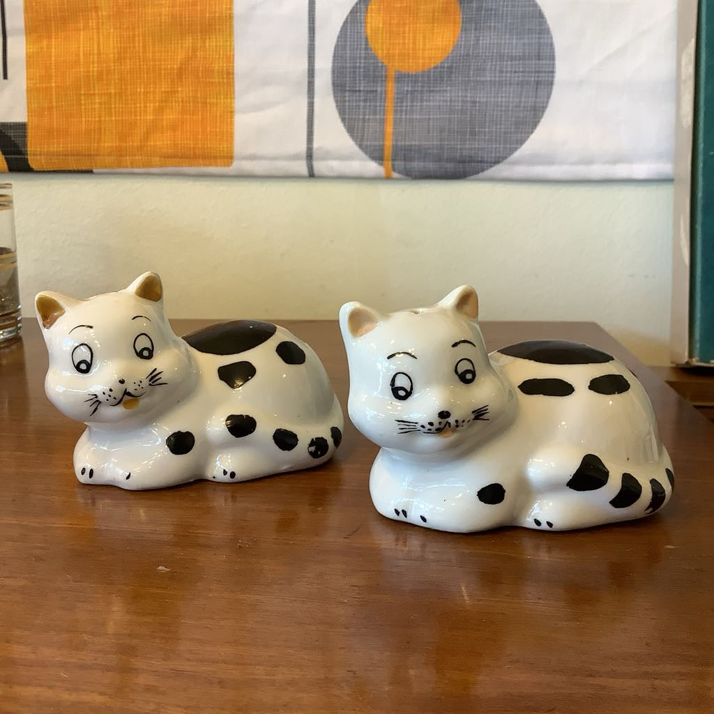 1970s Tuxedo Cat Salt & Pepper Shakers