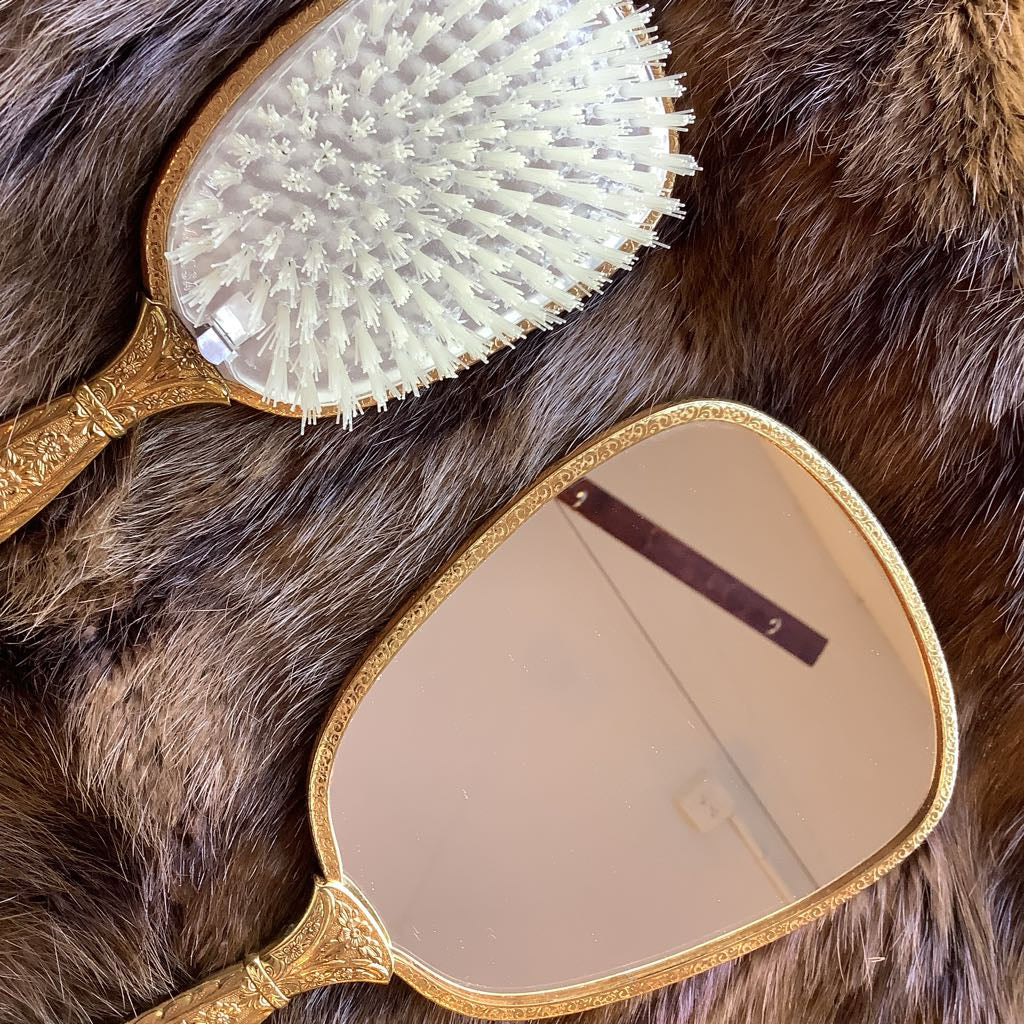 Vintage Vanity Mirror Brush Set