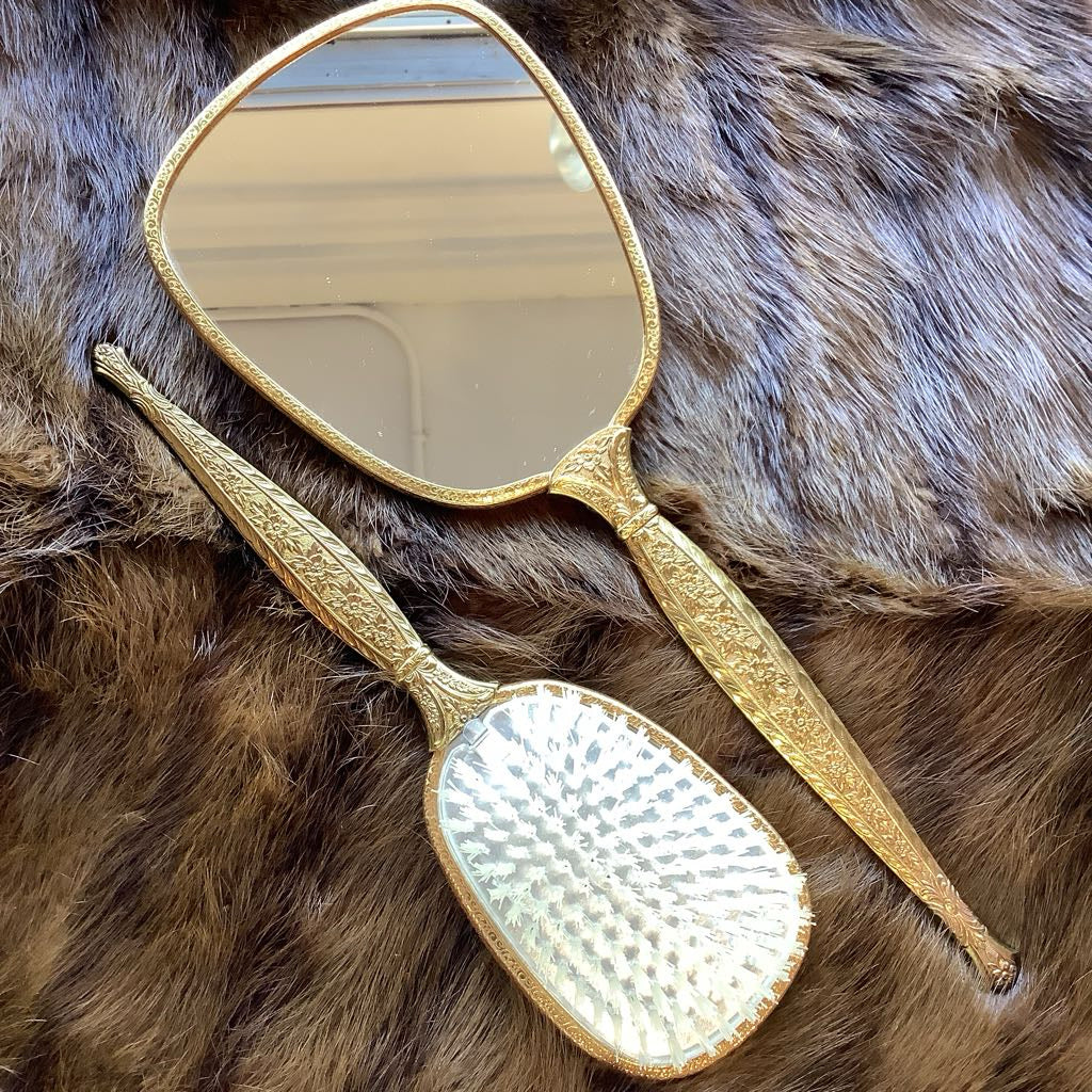 Vintage Vanity Mirror Brush Set