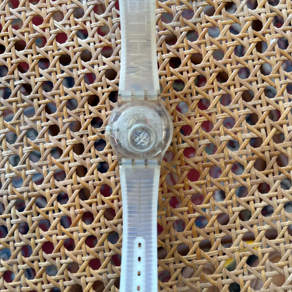 Vintage Swatch Jelly White Ice SUJK106 Watch