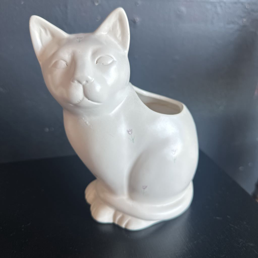 1989 White Ceramic Cat Planter w/ Decorative Tulips