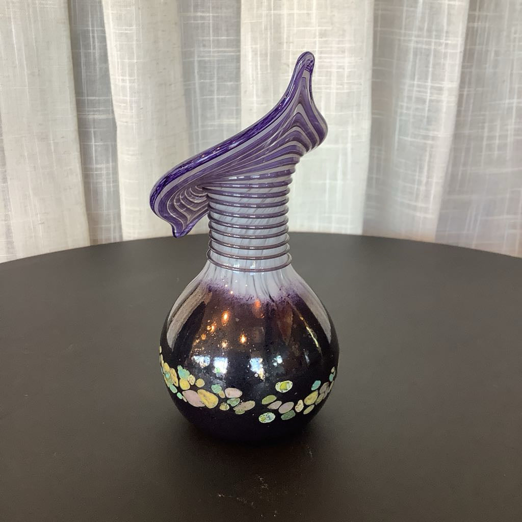 Vintage Handblown Art Glass "Jack in the Pulpit" Style