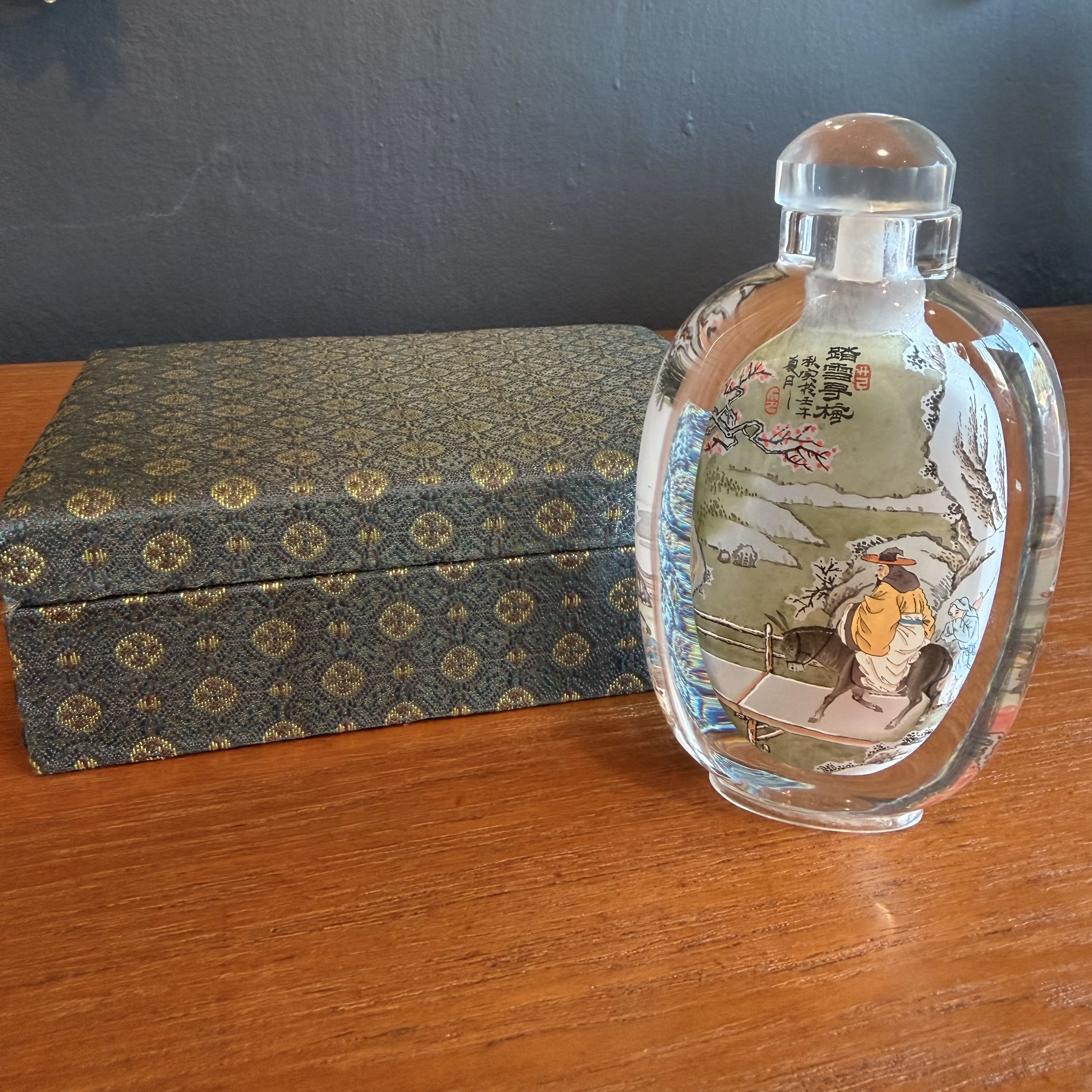 Vintage Chinese Glass Snuff Bottle in Original Box
