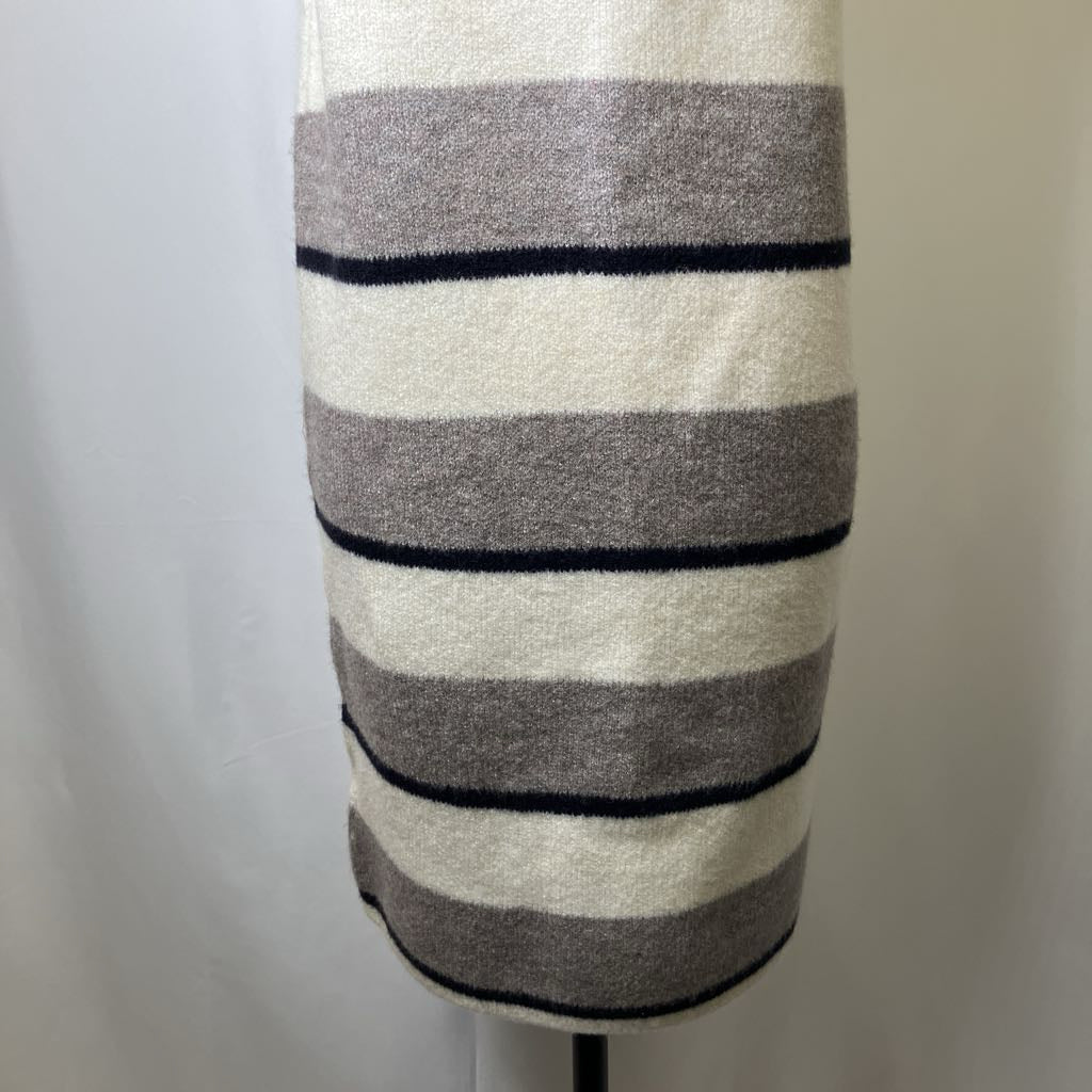 Anthro Vest Knit Gray, White and Black