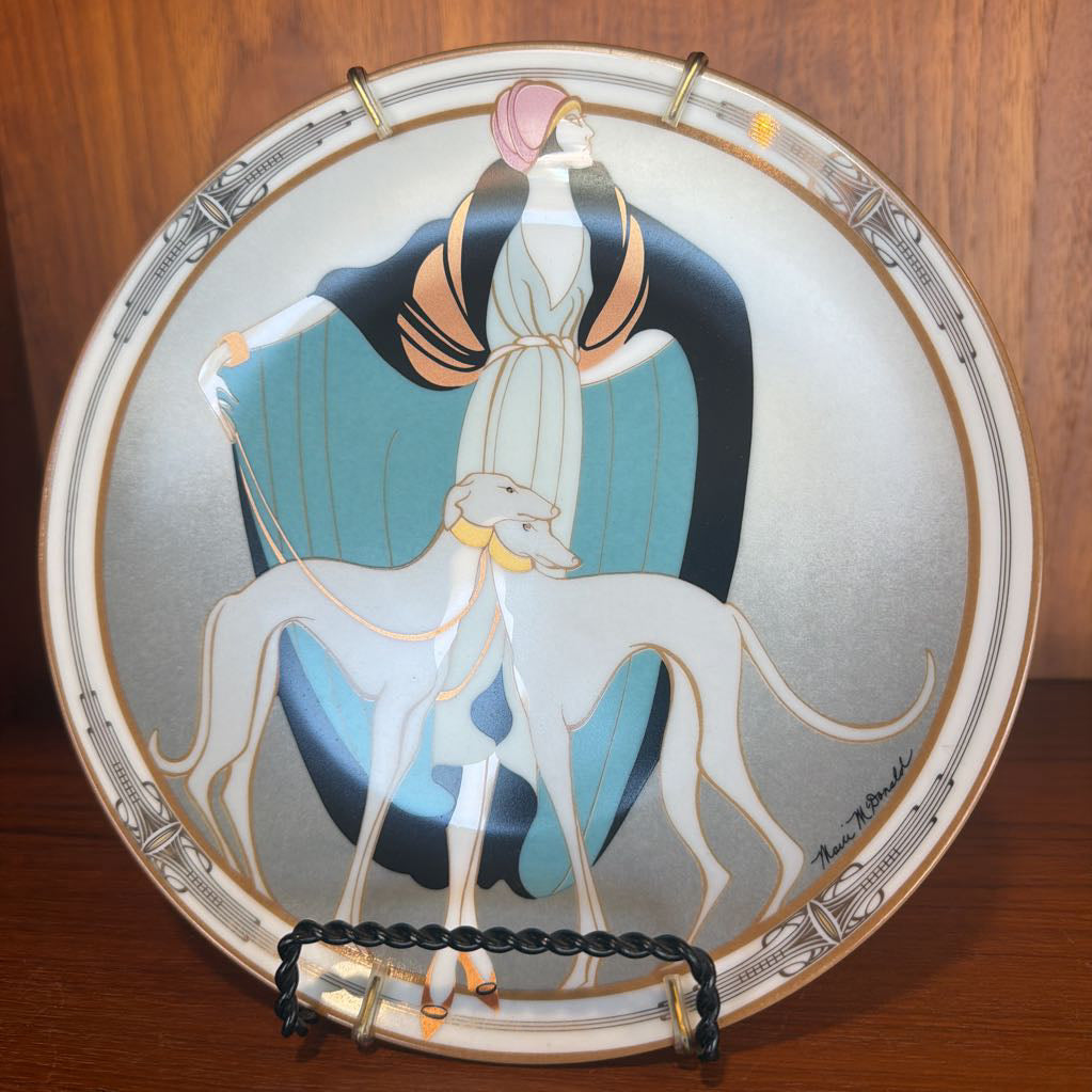 Flapper w Greyhounds Plate