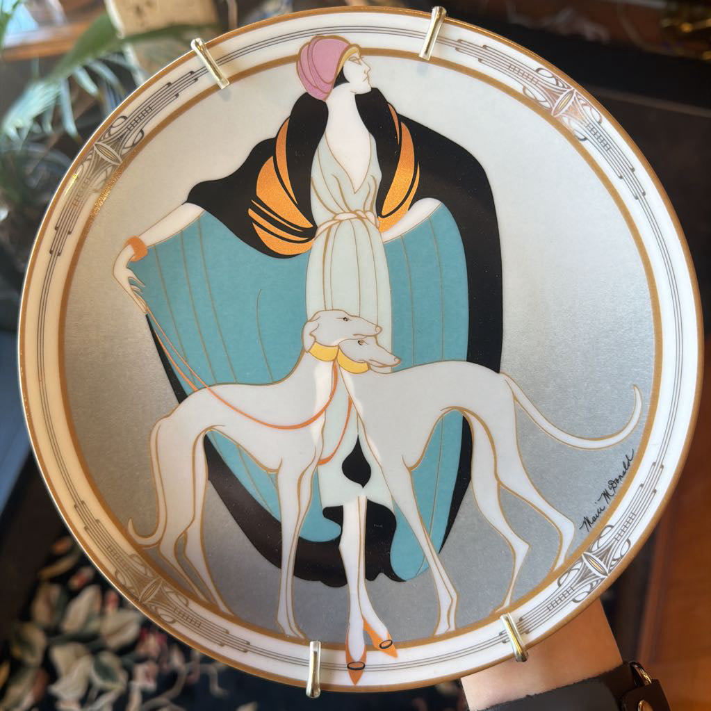 Flapper w Greyhounds Plate