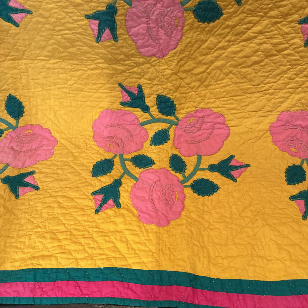 Vintage Handmade Quilt Featuring Floral Applique Work (Queen)