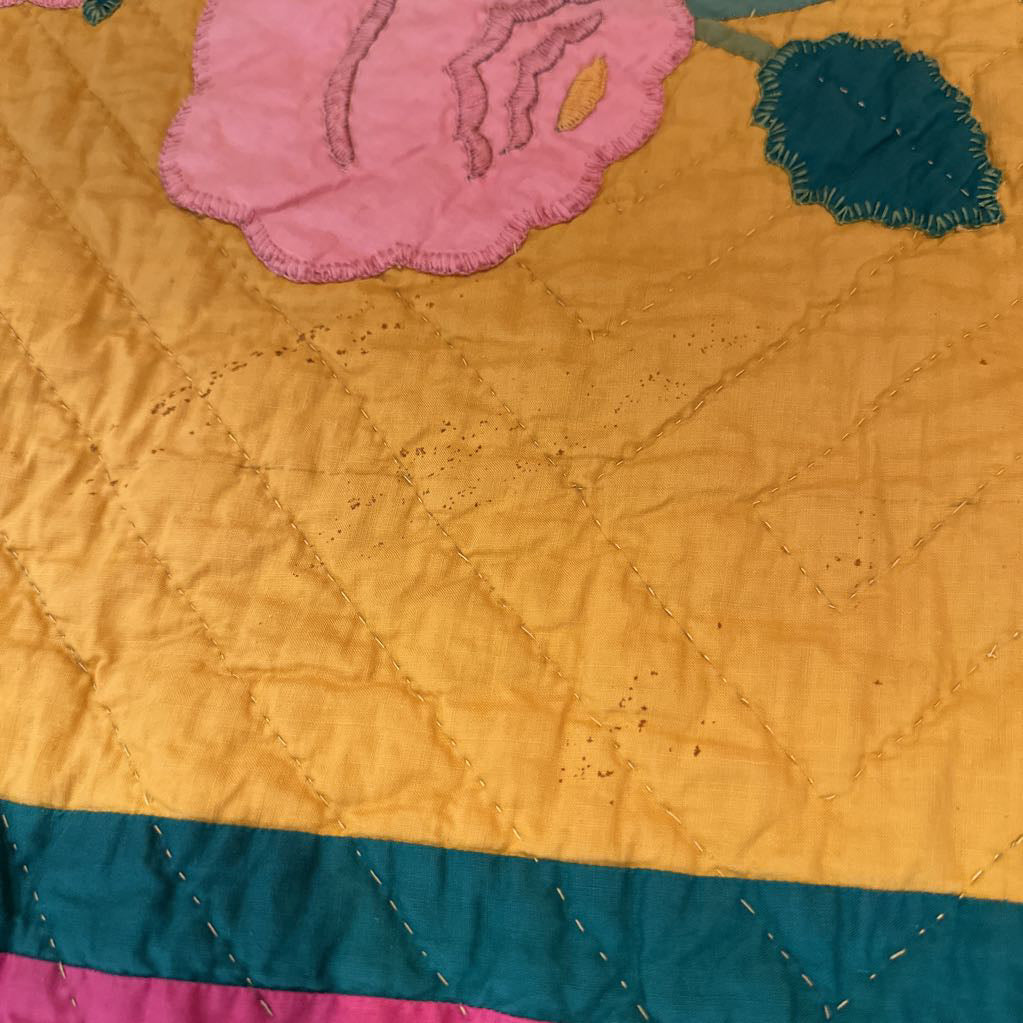 Vintage Handmade Quilt Featuring Floral Applique Work (Queen)