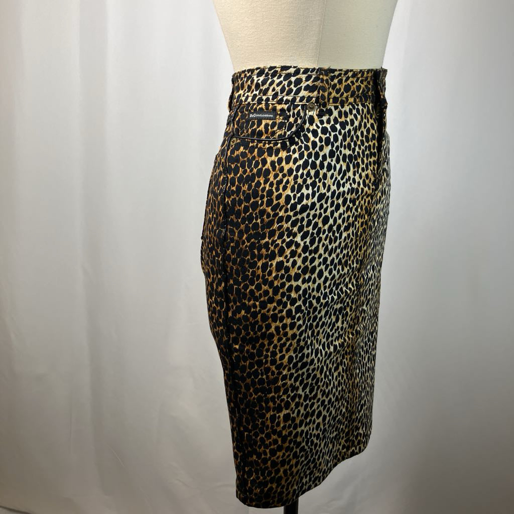 Leopard print pencil skirt on a mannequin against a white background