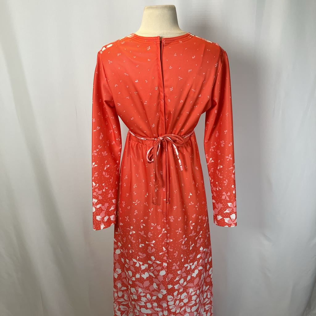 red and white floral maxi dress 1970s Red and White Floral Maxi