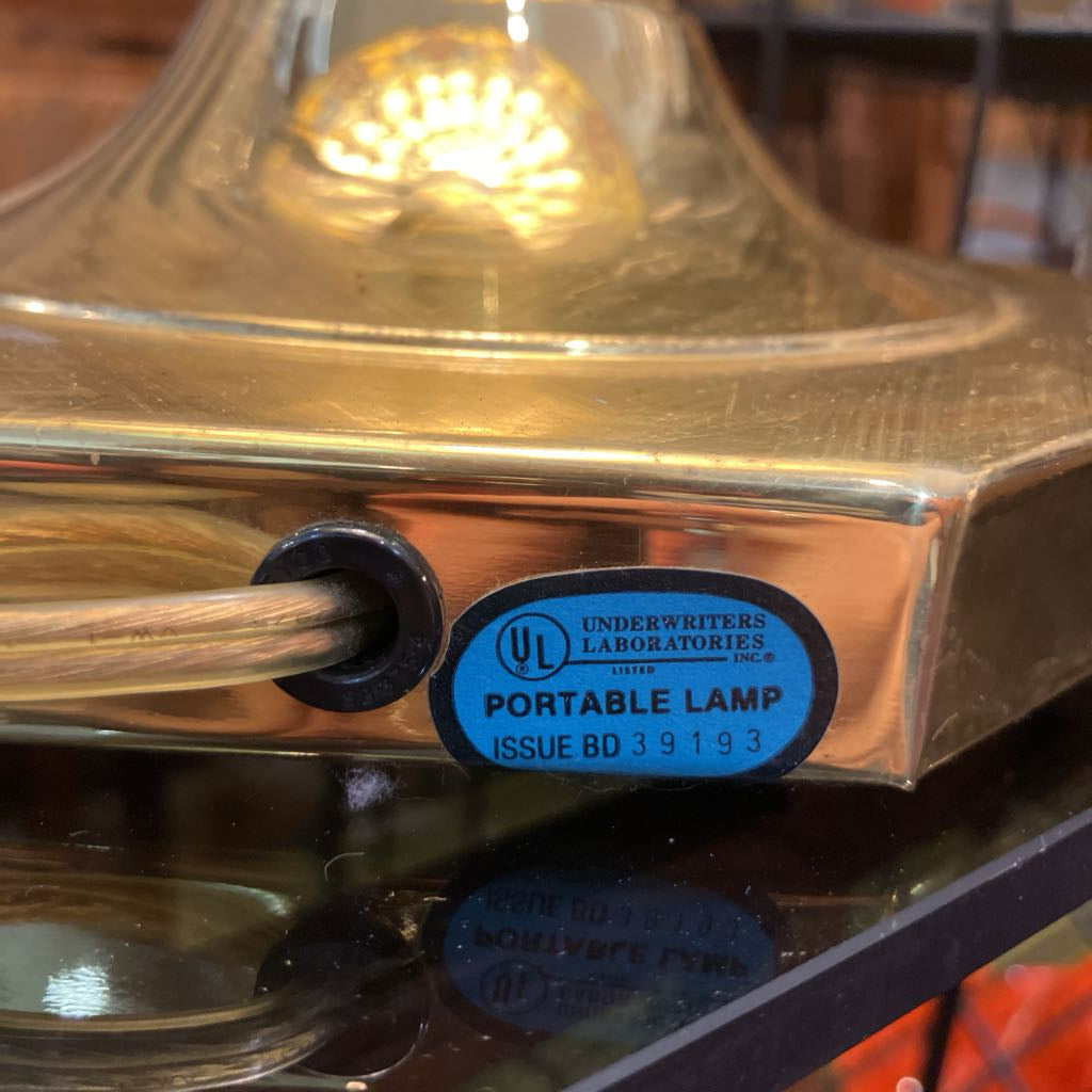 Vintage portable lamp with Underwriters Laboratories label