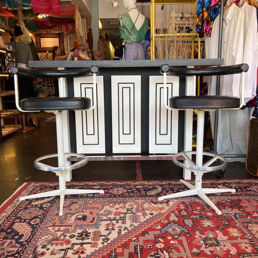 Mid Century Modern Bar w/ Swivel Barstools Black & White Set