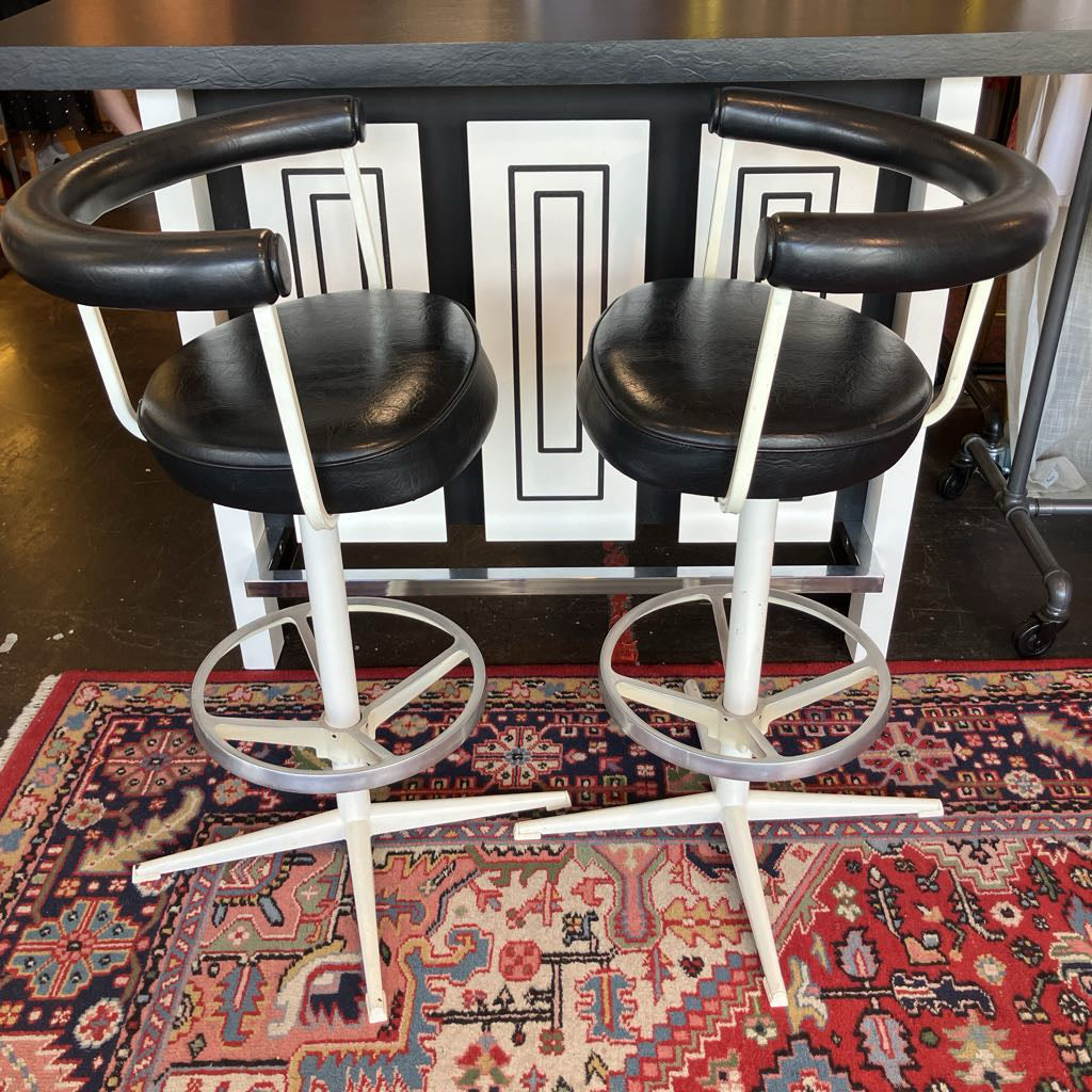 Mid Century Modern Bar w/ Swivel Barstools Black & White Set