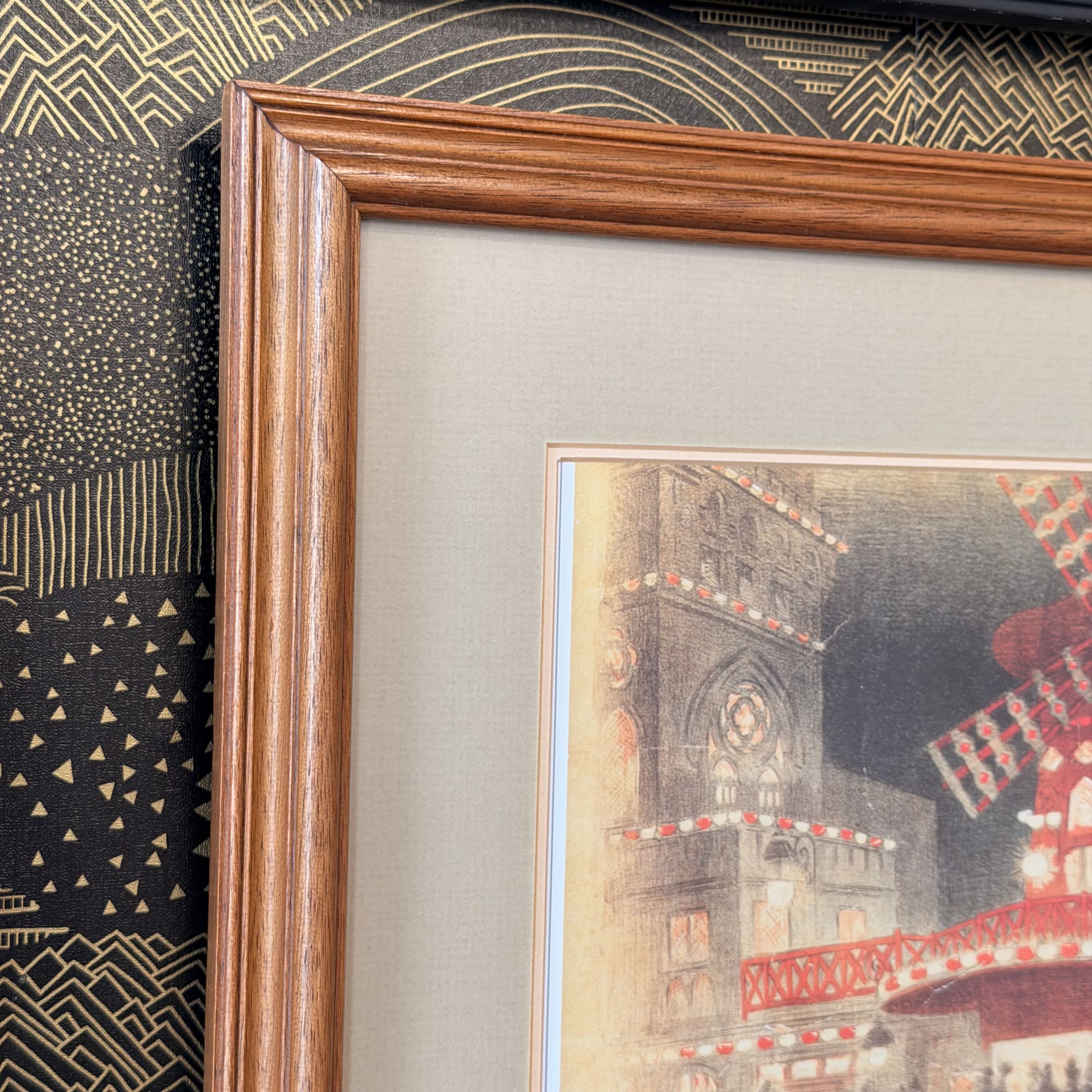 corner of frame

