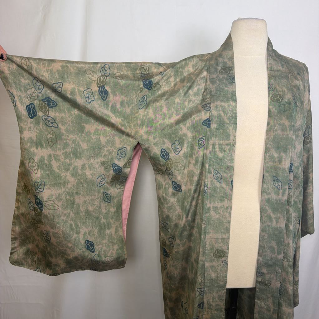 Vintage Japanese Kimono Robe
